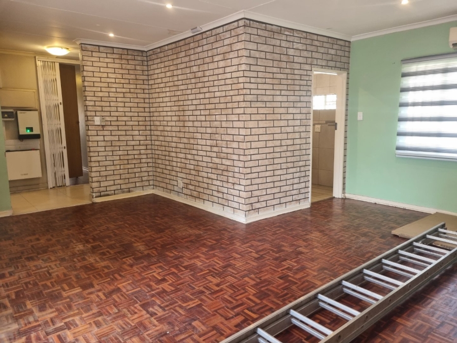 3 Bedroom Property for Sale in Vaalpark Free State